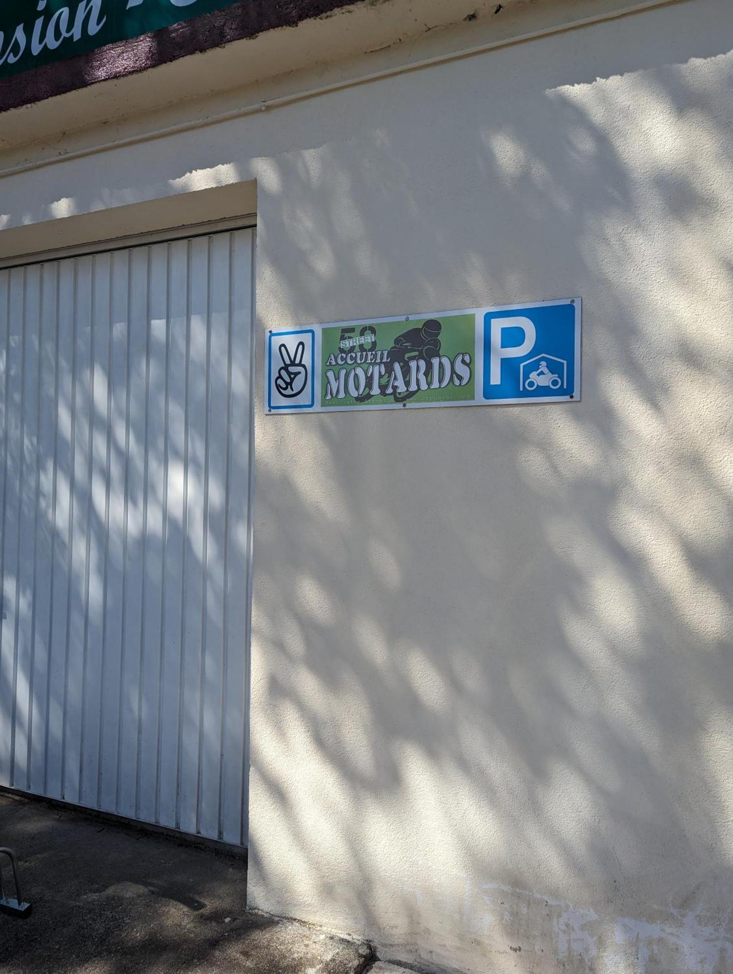 Auberge Des Pins Aubenas Dış mekan fotoğraf