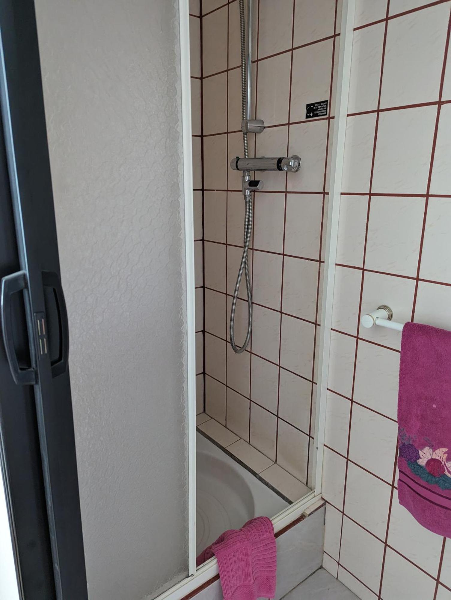 Auberge Des Pins Aubenas Dış mekan fotoğraf