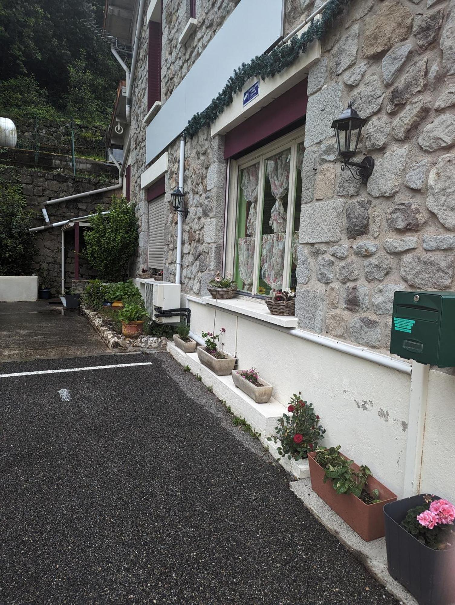 Auberge Des Pins Aubenas Dış mekan fotoğraf